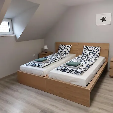 아파트 Vanda 발라톤엘