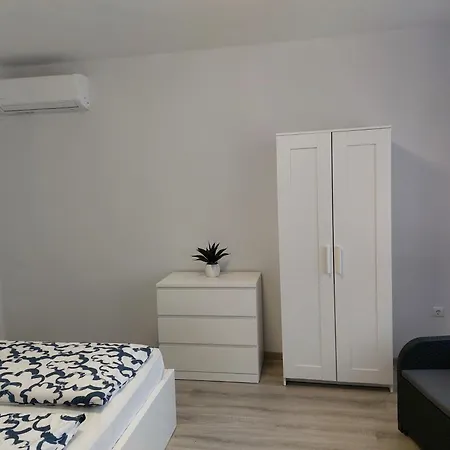 Vanda * Balatonlelle